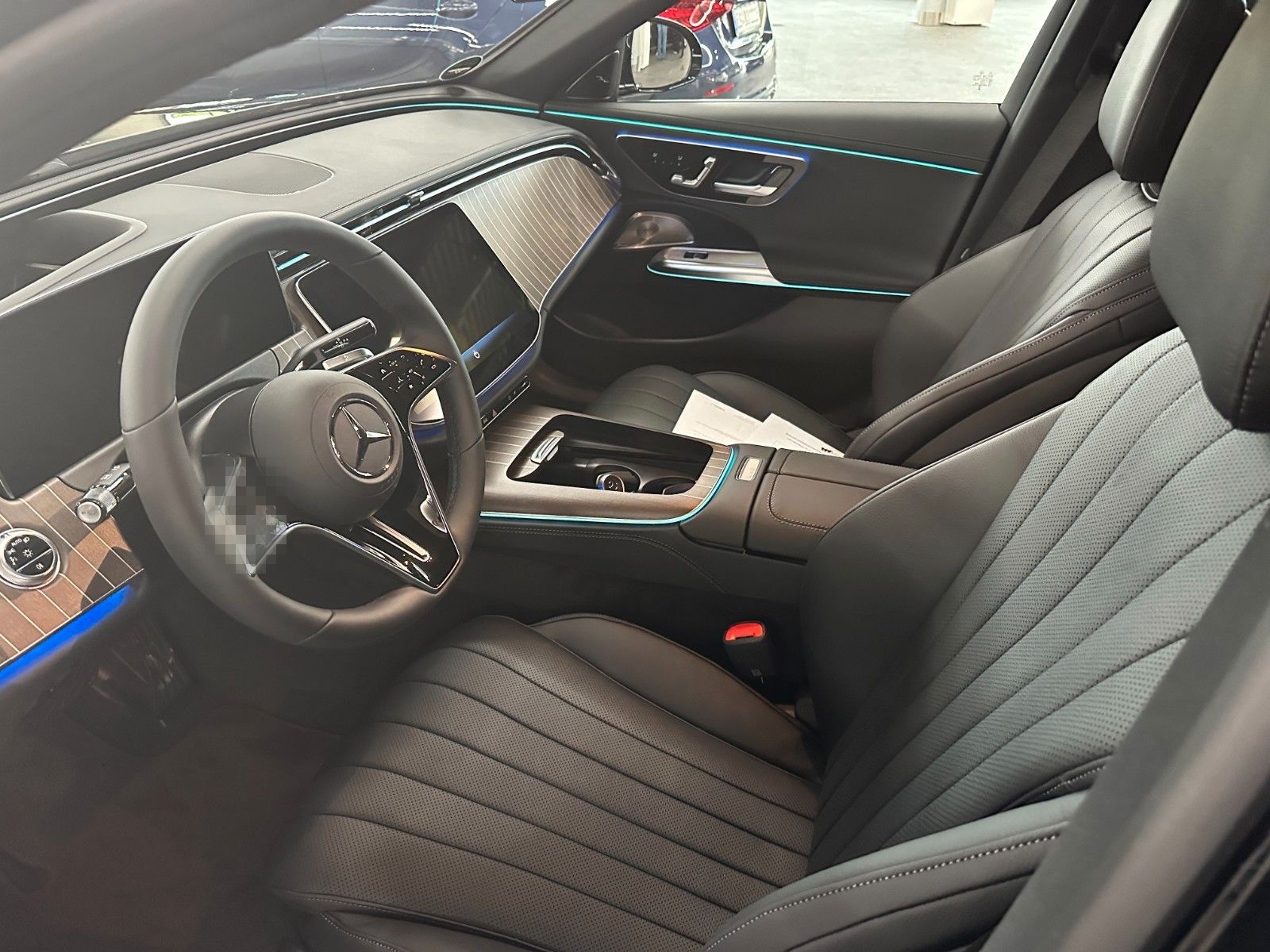 Mercedes-Benz E 300 e Exclusive Premium PARKTRONIC+CARPLAY foto 8