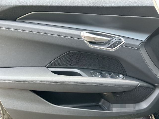 Audi e-tron GT quattro foto 7