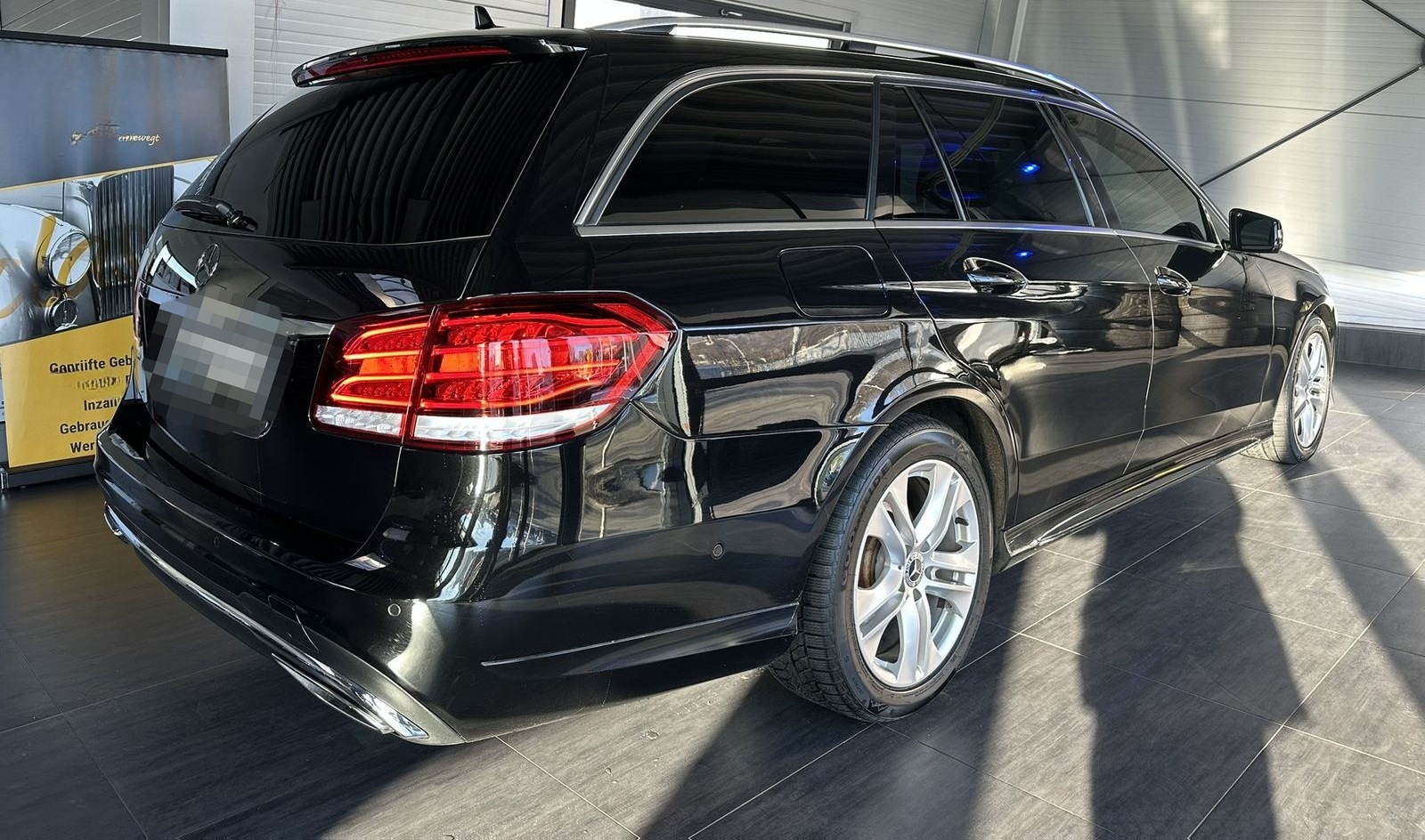 Mercedes-Benz E 350 T BlueTEC 4M AMG|Pano|AHK|LED|Leder|Kamera foto 4