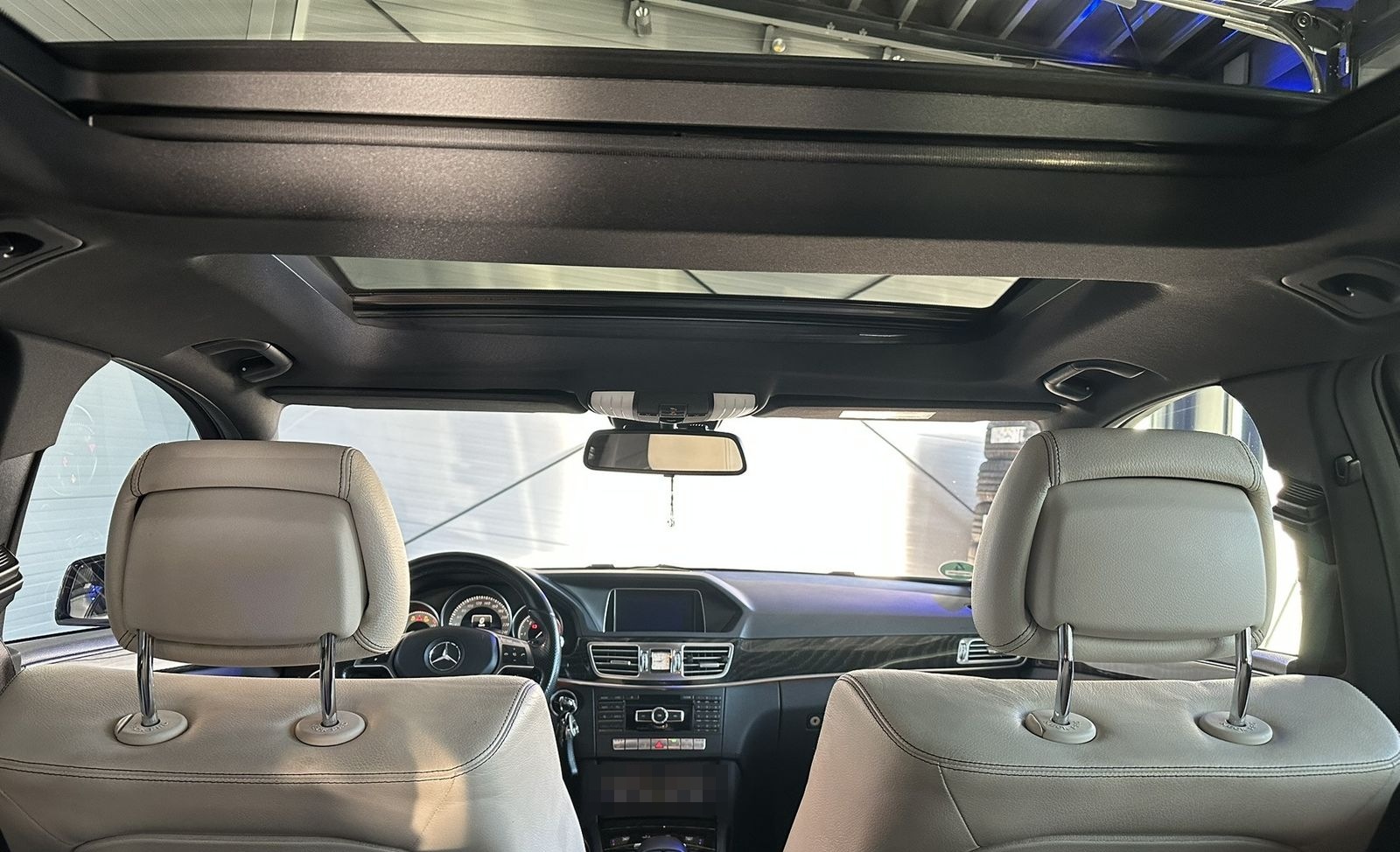 Mercedes-Benz E 350 T BlueTEC 4M AMG|Pano|AHK|LED|Leder|Kamera foto 9