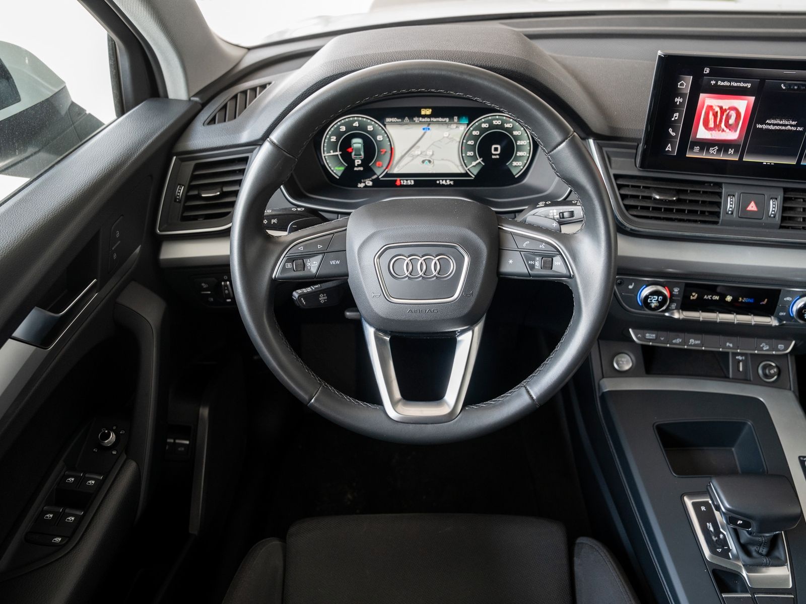 Audi Q5 TFSI e S line S line 55 TFSI e quattro 270(36 foto 11