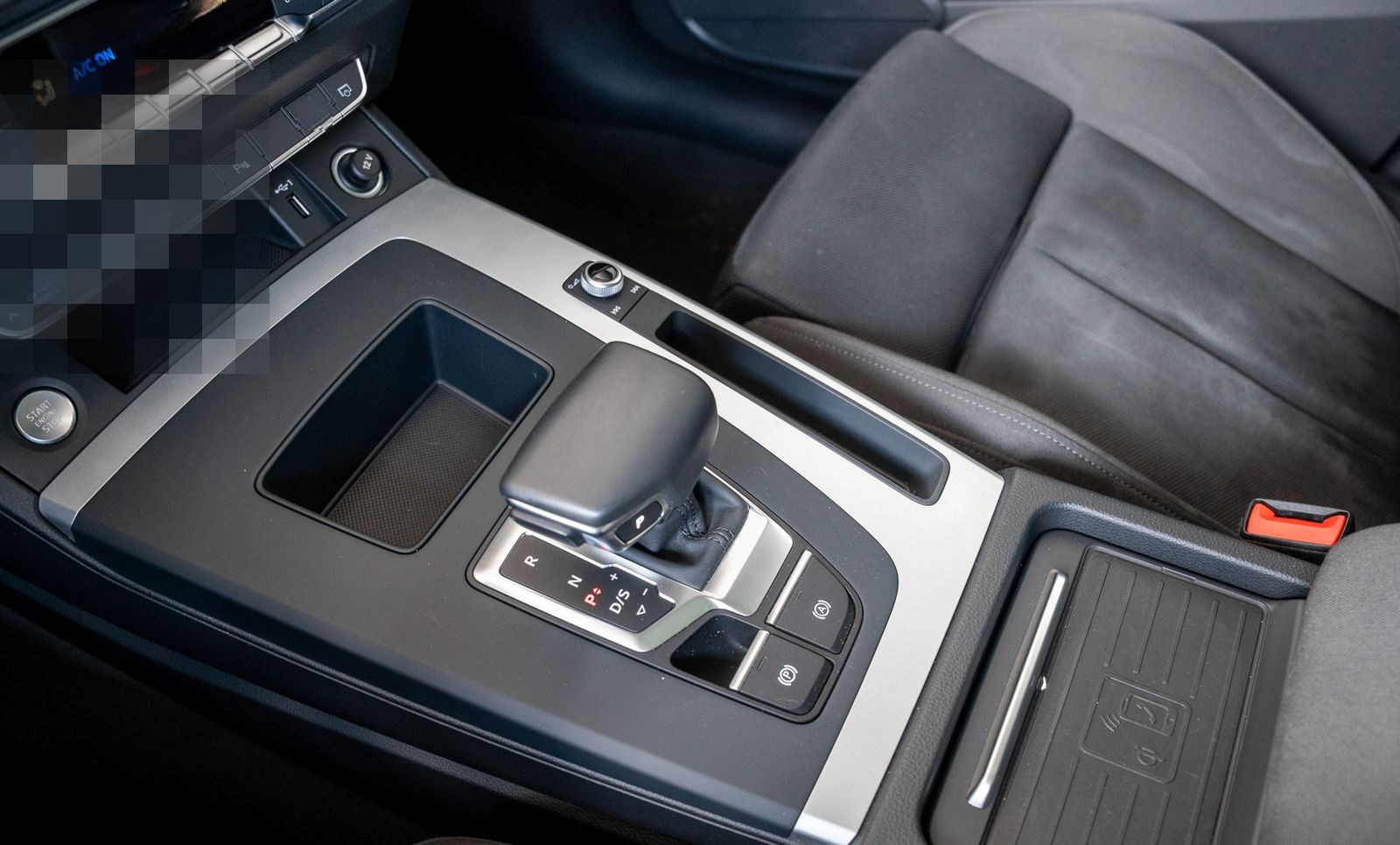 Audi Q5 TFSI e S line S line 55 TFSI e quattro 270(36 foto 18