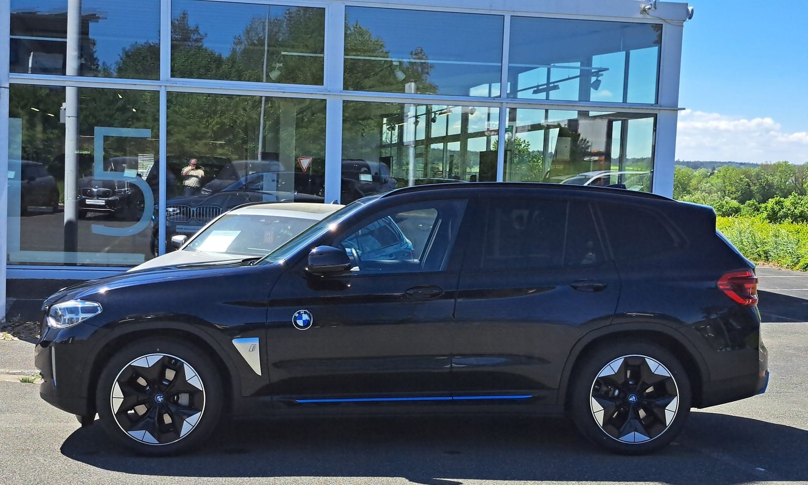 BMW iX3 Gestiksteuerung Head-Up HK HiFi DAB LED Shz foto 6