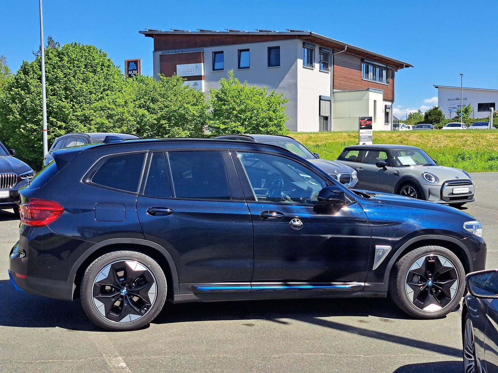 BMW iX3 Gestiksteuerung Head-Up HK HiFi DAB LED Shz foto 8