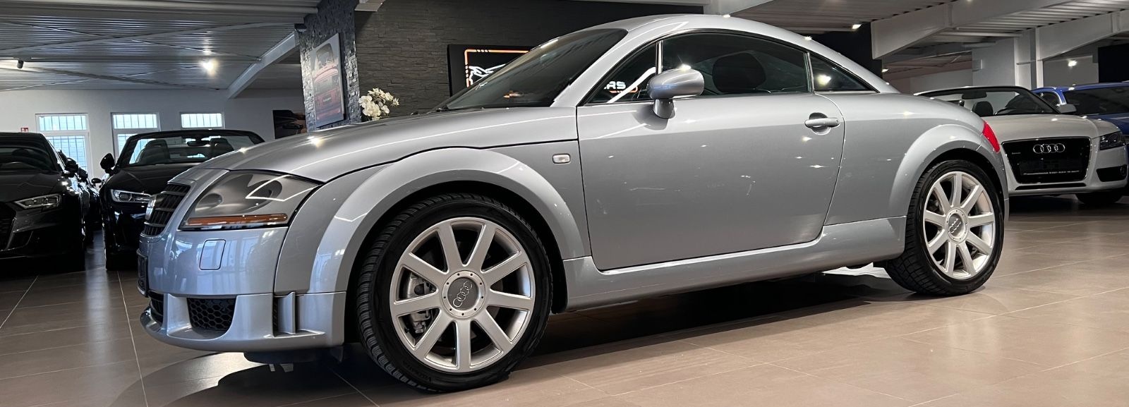 Audi TT Coupe 3.2 V6 DSG quattro NAVI LEDER TEMPOMAT foto 13