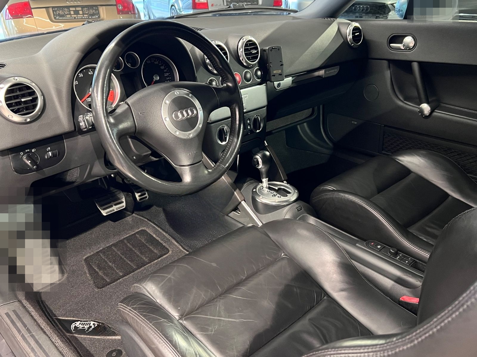 Audi TT Coupe 3.2 V6 DSG quattro NAVI LEDER TEMPOMAT foto 19