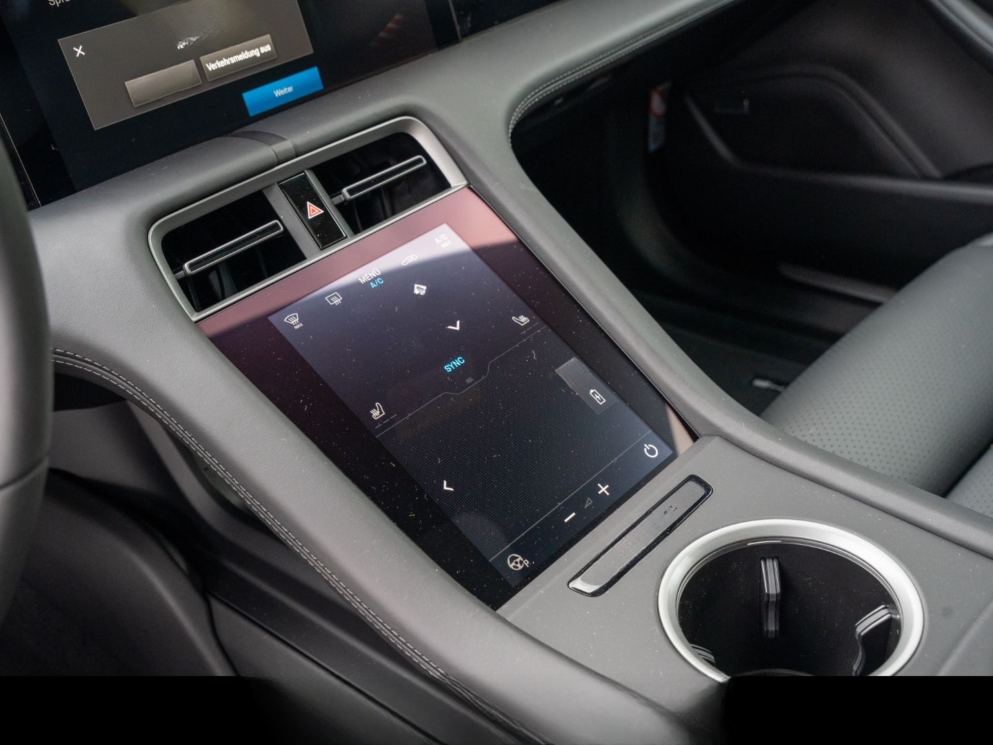 Porsche Taycan Sport Turismo InnoDrive Performancebatter foto 24