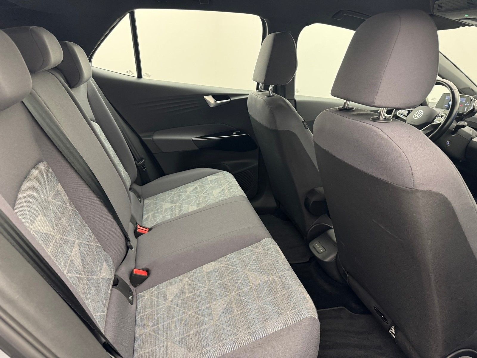 Volkswagen ID.3 Pro Life 204PS 58kWh NaviACC LED CCS foto 7