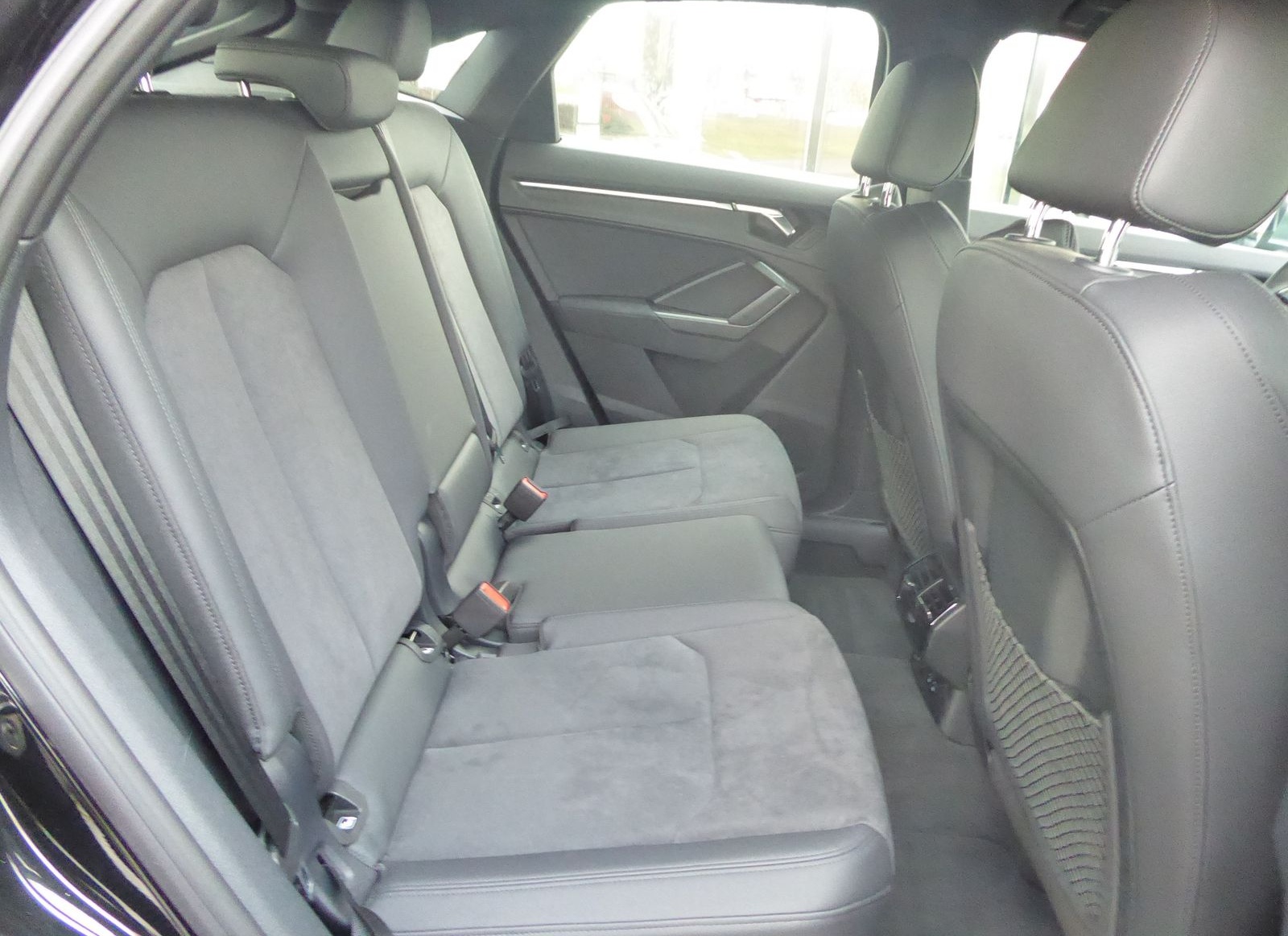 Audi RS Q3 Sportback Quattro MMI NAV SHZ RFK LED foto 12
