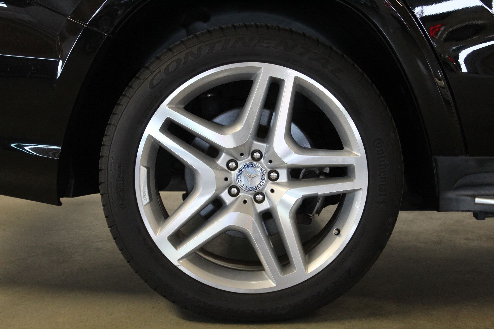 Mercedes-Benz GL 500 4MATIC !!! AMG-Paket !!! TOP !!! foto 15