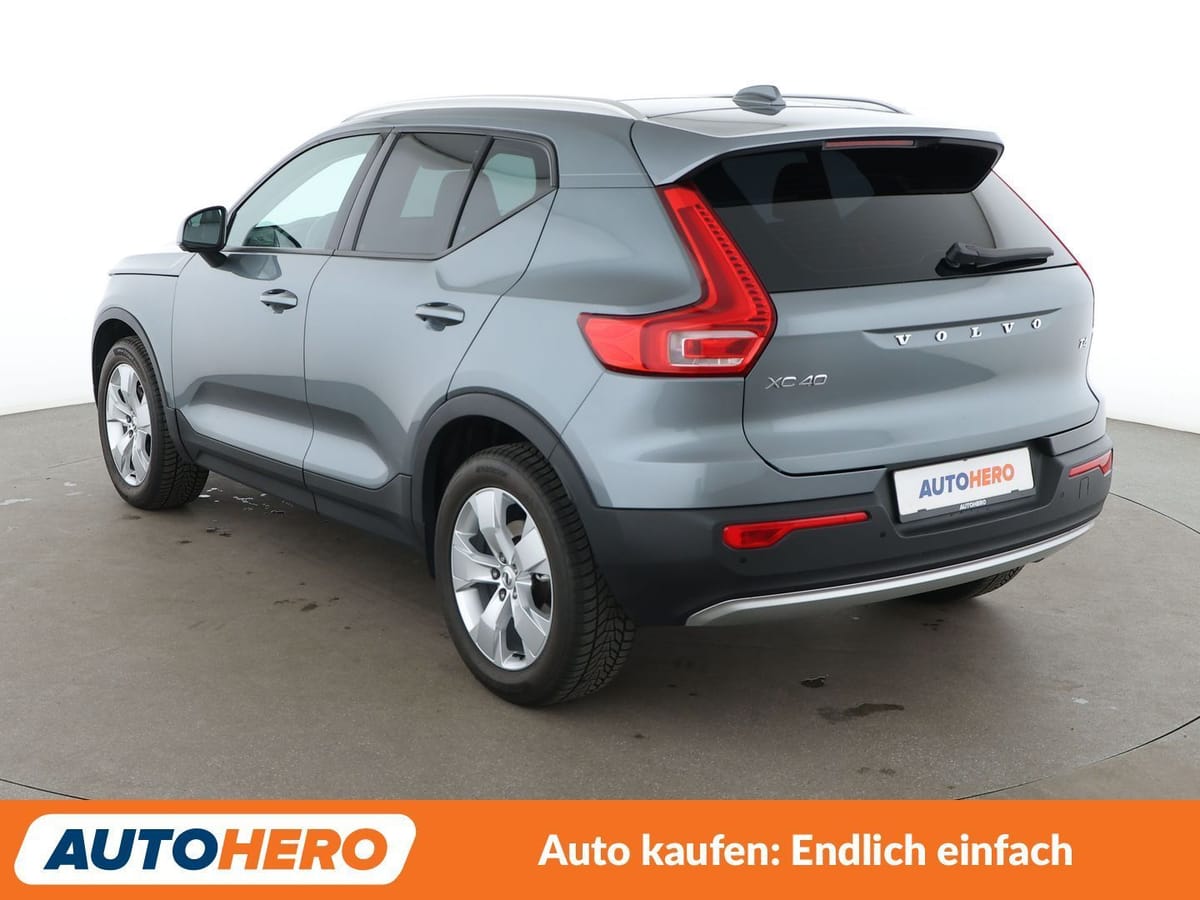 Volvo XC40 2.0 T4 Momentum 2WD foto 4