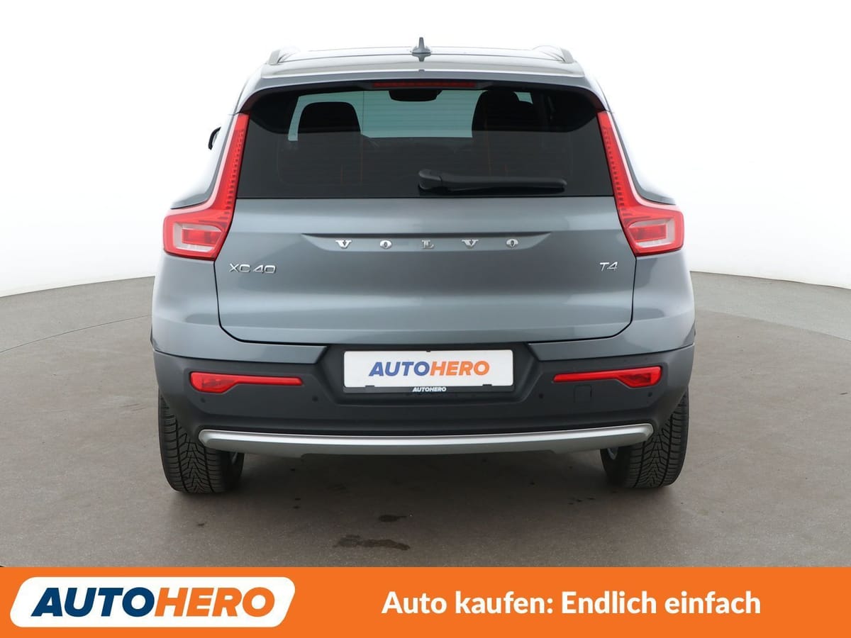 Volvo XC40 2.0 T4 Momentum 2WD foto 5