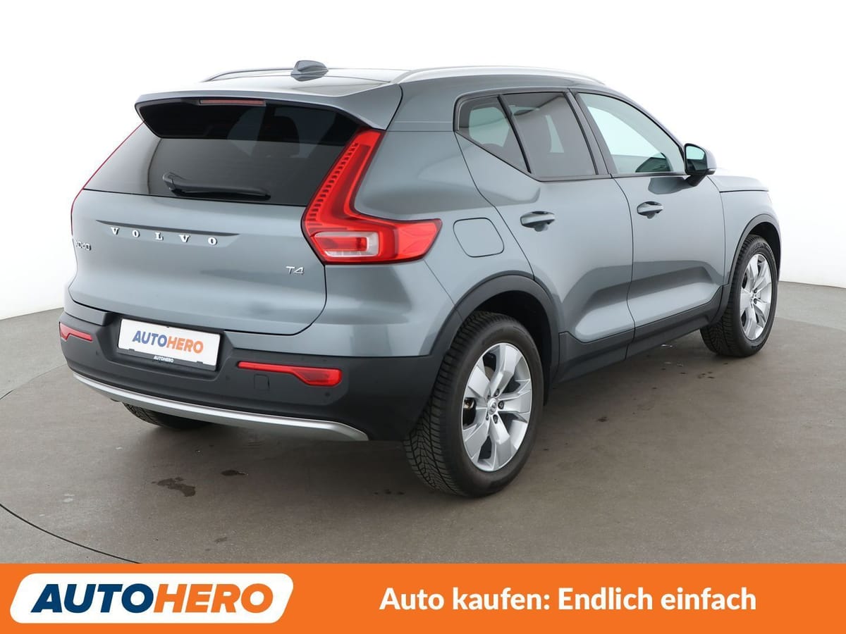 Volvo XC40 2.0 T4 Momentum 2WD foto 6