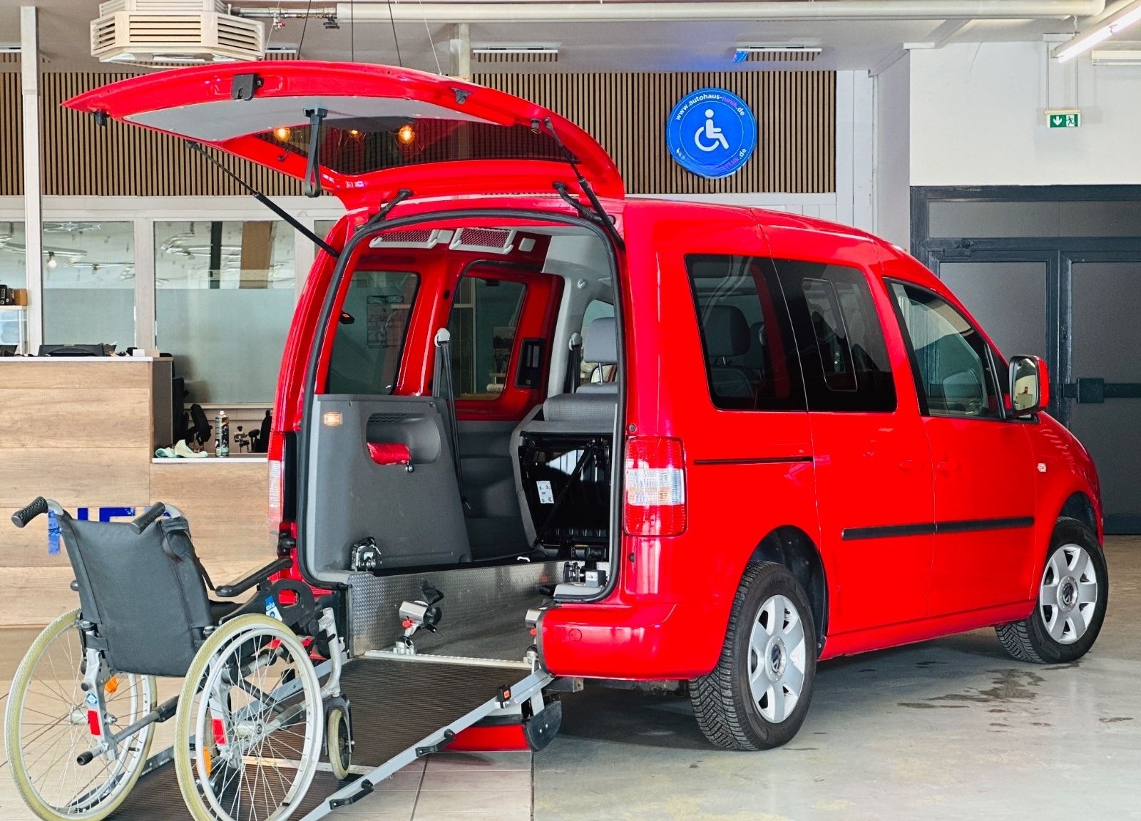 Volkswagen Caddy 1,6-Behindertengerecht-Rampe foto 15