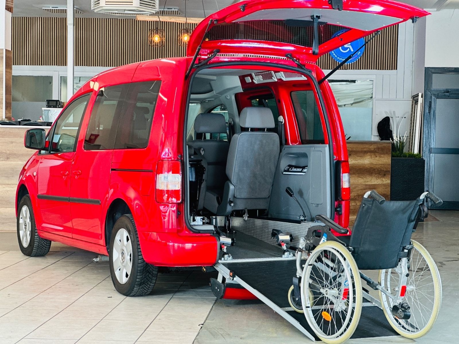 Volkswagen Caddy 1,6-Behindertengerecht-Rampe foto 8