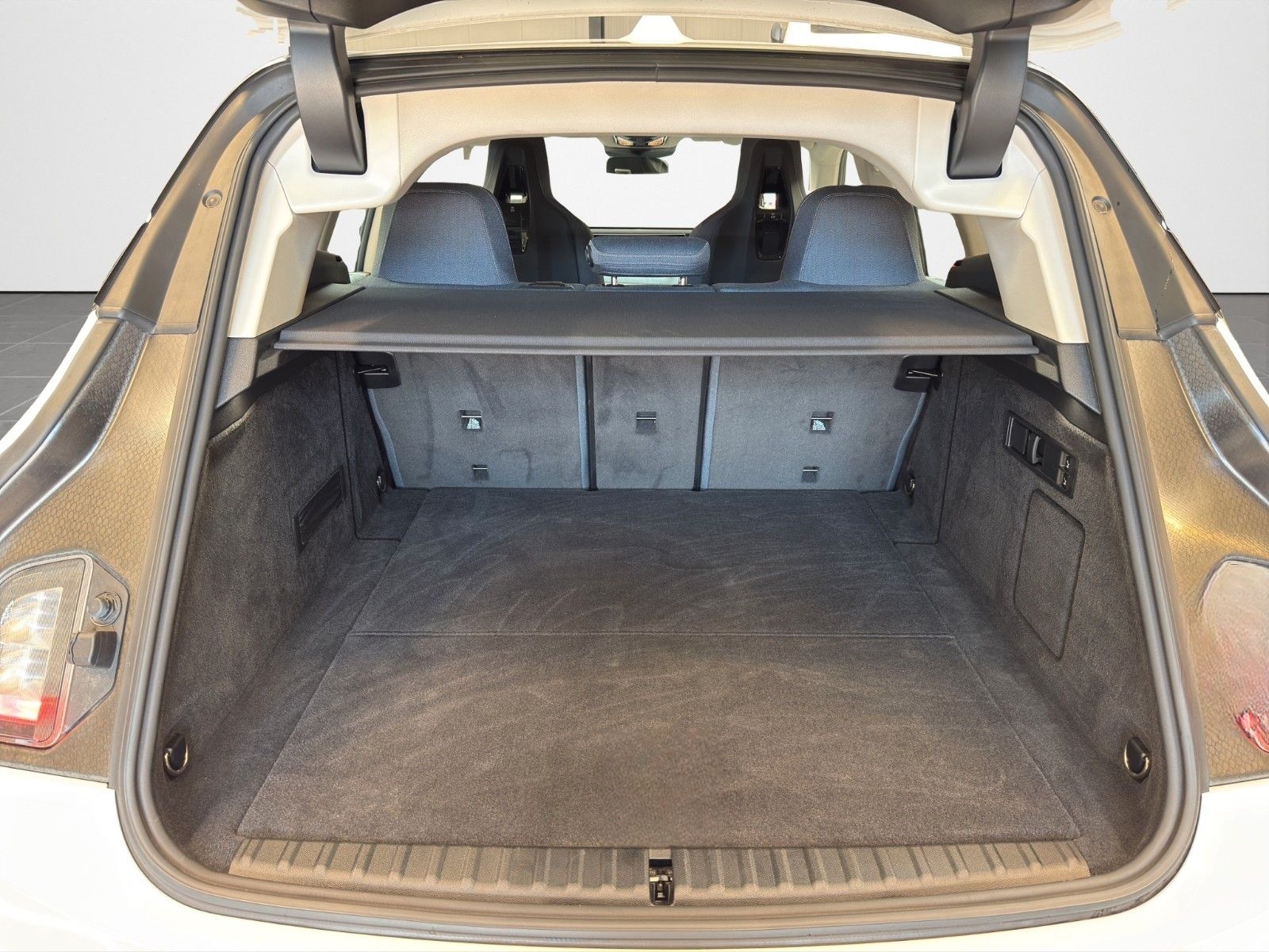 BMW iX 50 xDrive RFK Temp. 4-Z SHZ KZU H&K SoftClose foto 14