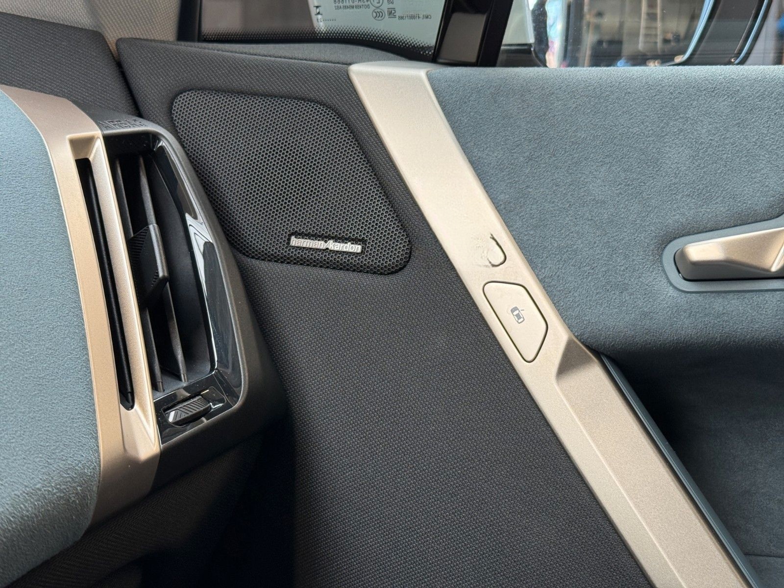 BMW iX 50 xDrive RFK Temp. 4-Z SHZ KZU H&K SoftClose foto 23
