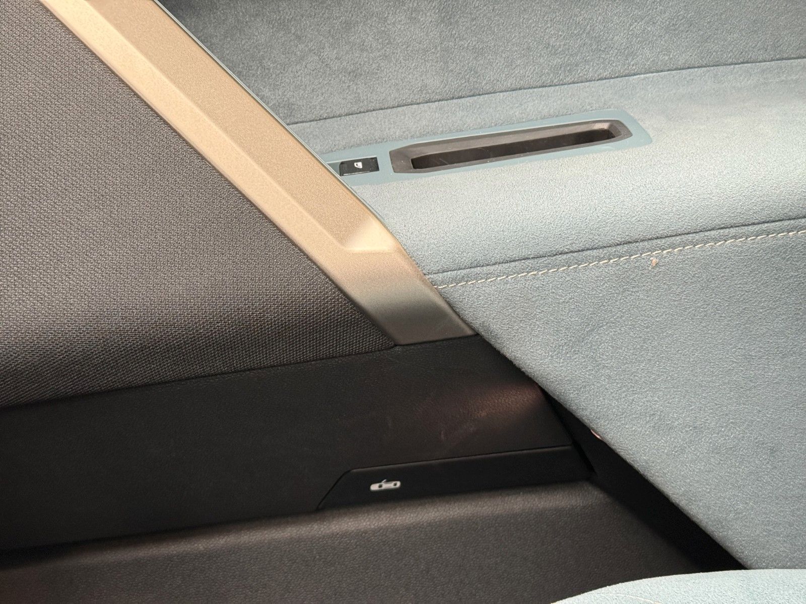 BMW iX 50 xDrive RFK Temp. 4-Z SHZ KZU H&K SoftClose foto 24