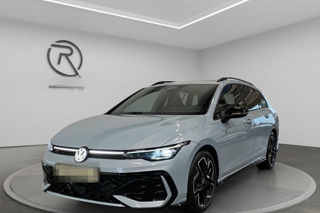 Volkswagen Golf VIII Variant R-Line 1.5 eTSI DSG KLIMA LED foto 2