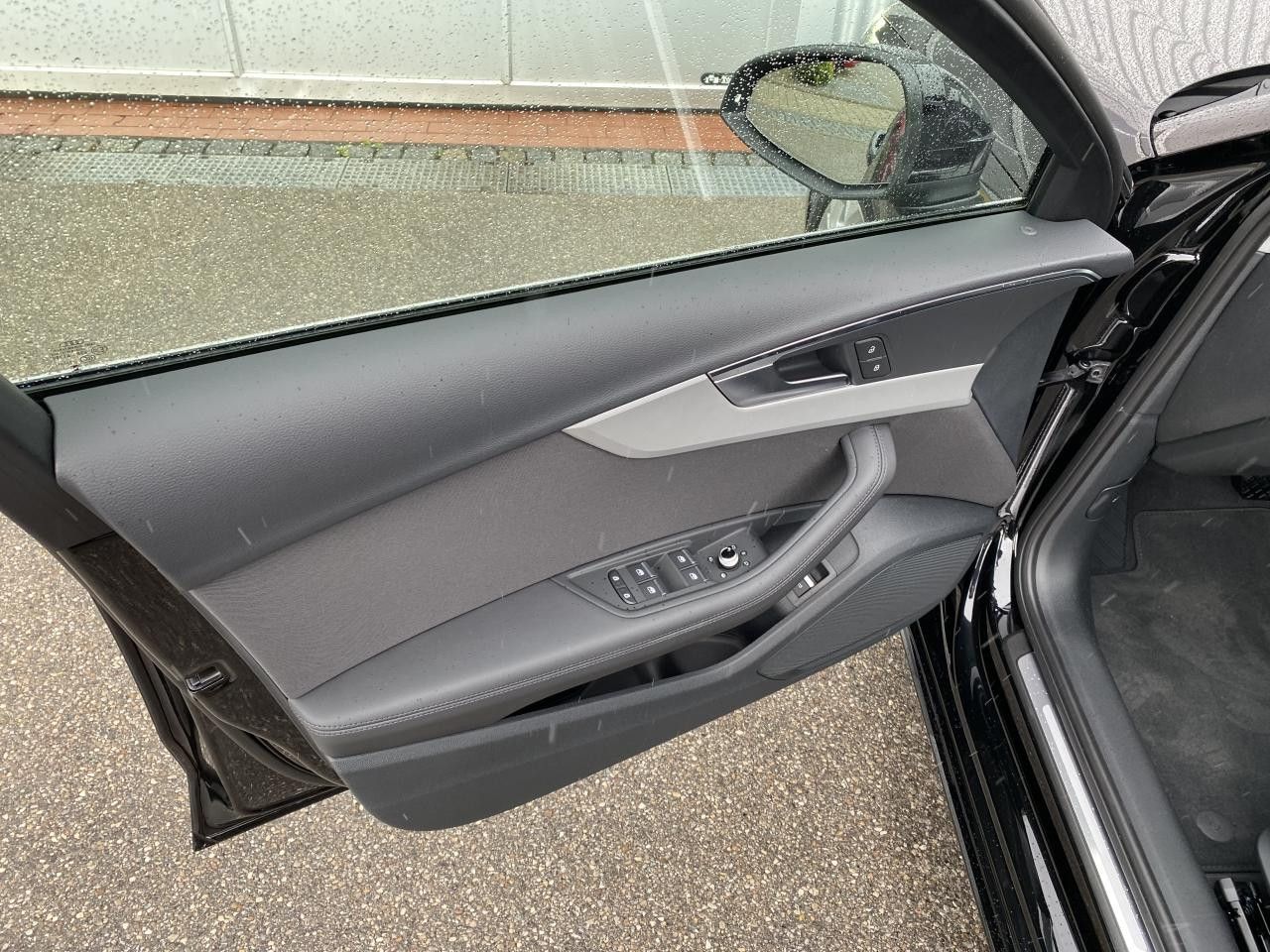 Audi A4 Avant 35 TFSI adv. S tronic AHK LED R-Kamera foto 17