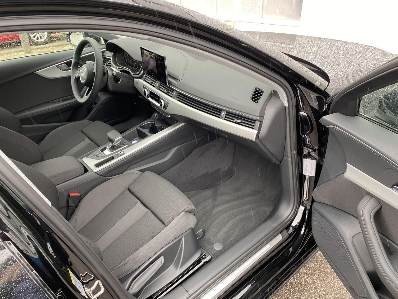 Audi A4 Avant 35 TFSI adv. S tronic AHK LED R-Kamera foto 10