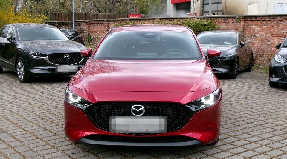 Mazda 3 2.0L e-SKYACTIV G 150ps 6MT FWD Exclusive-line foto 3