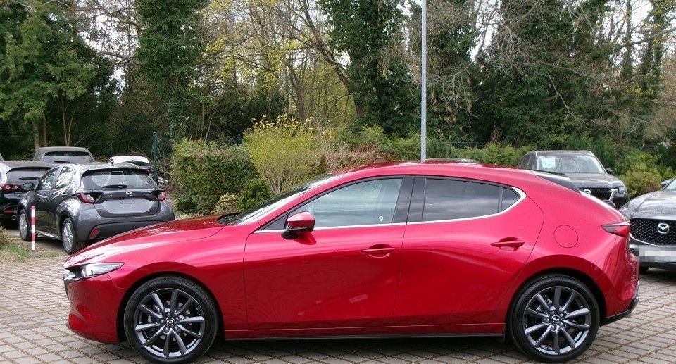 Mazda 3 2.0L e-SKYACTIV G 150ps 6MT FWD Exclusive-line foto 4