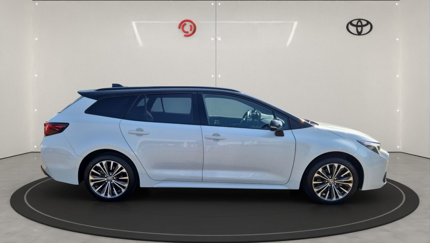 Toyota Corolla TS Black & White LED+NAVI+CARPLAY+RFK foto 7