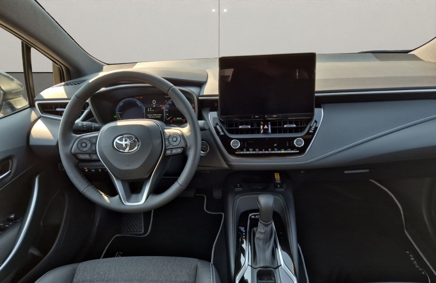 Toyota Corolla TS Black & White LED+NAVI+CARPLAY+RFK foto 9