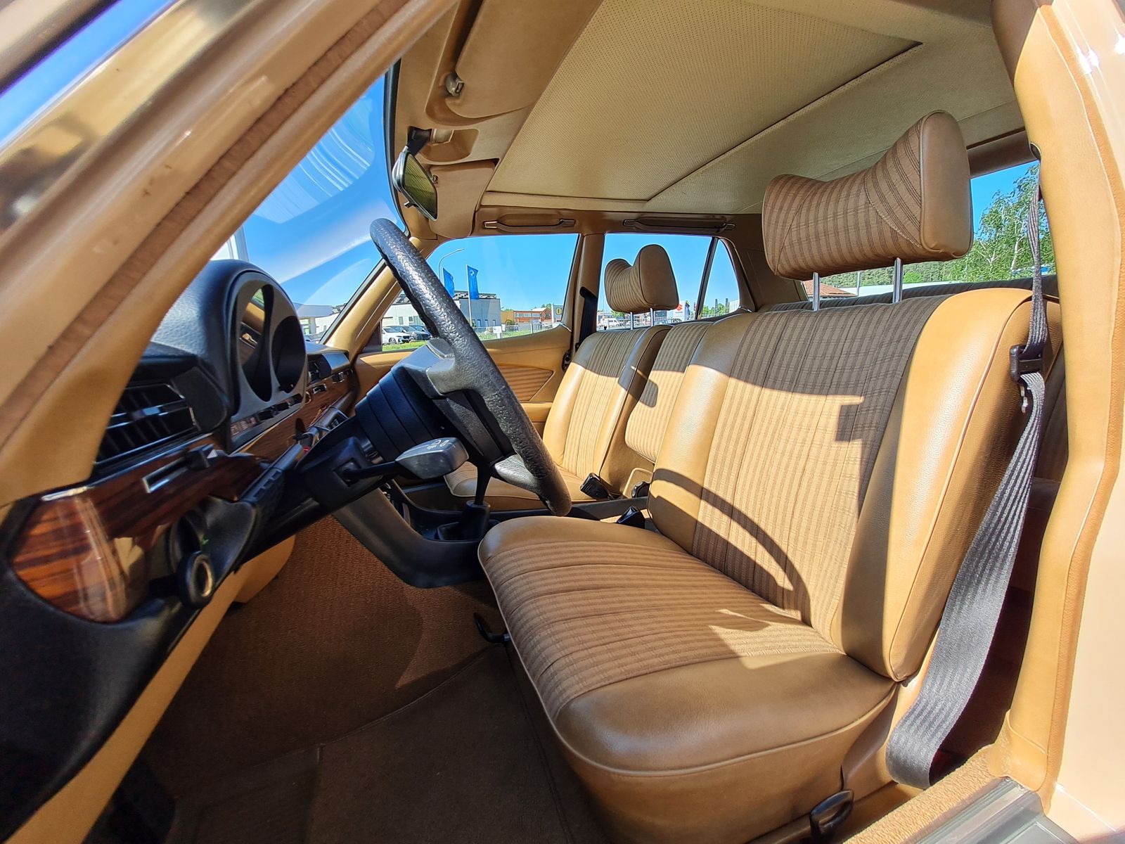 Mercedes-Benz S 280 280 S 1. FAMILIEN-HAND ORIGINAL KILOMETER foto 16