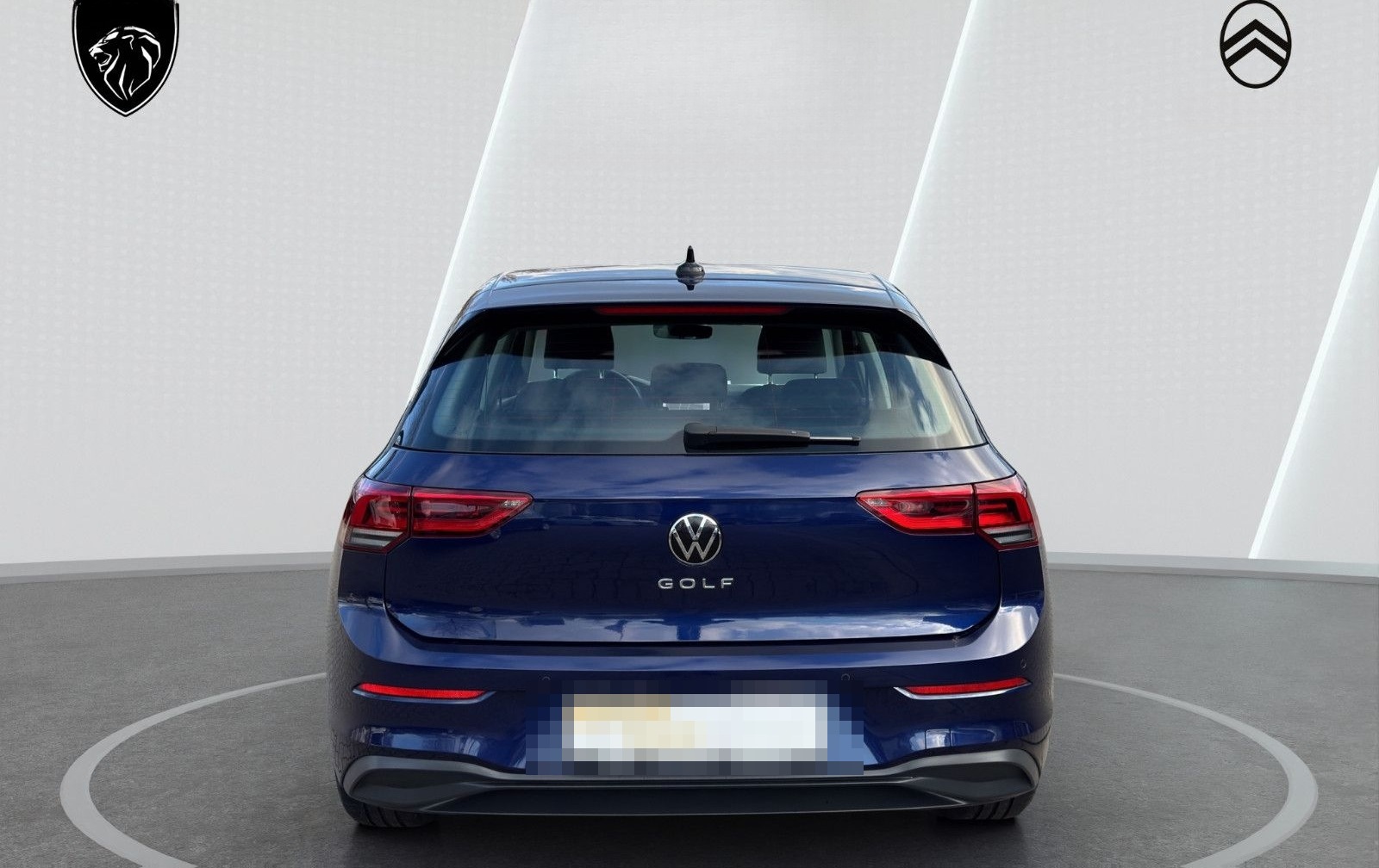 Volkswagen Golf VIII Lim. Life 2,0 TDI Business Premium foto 4
