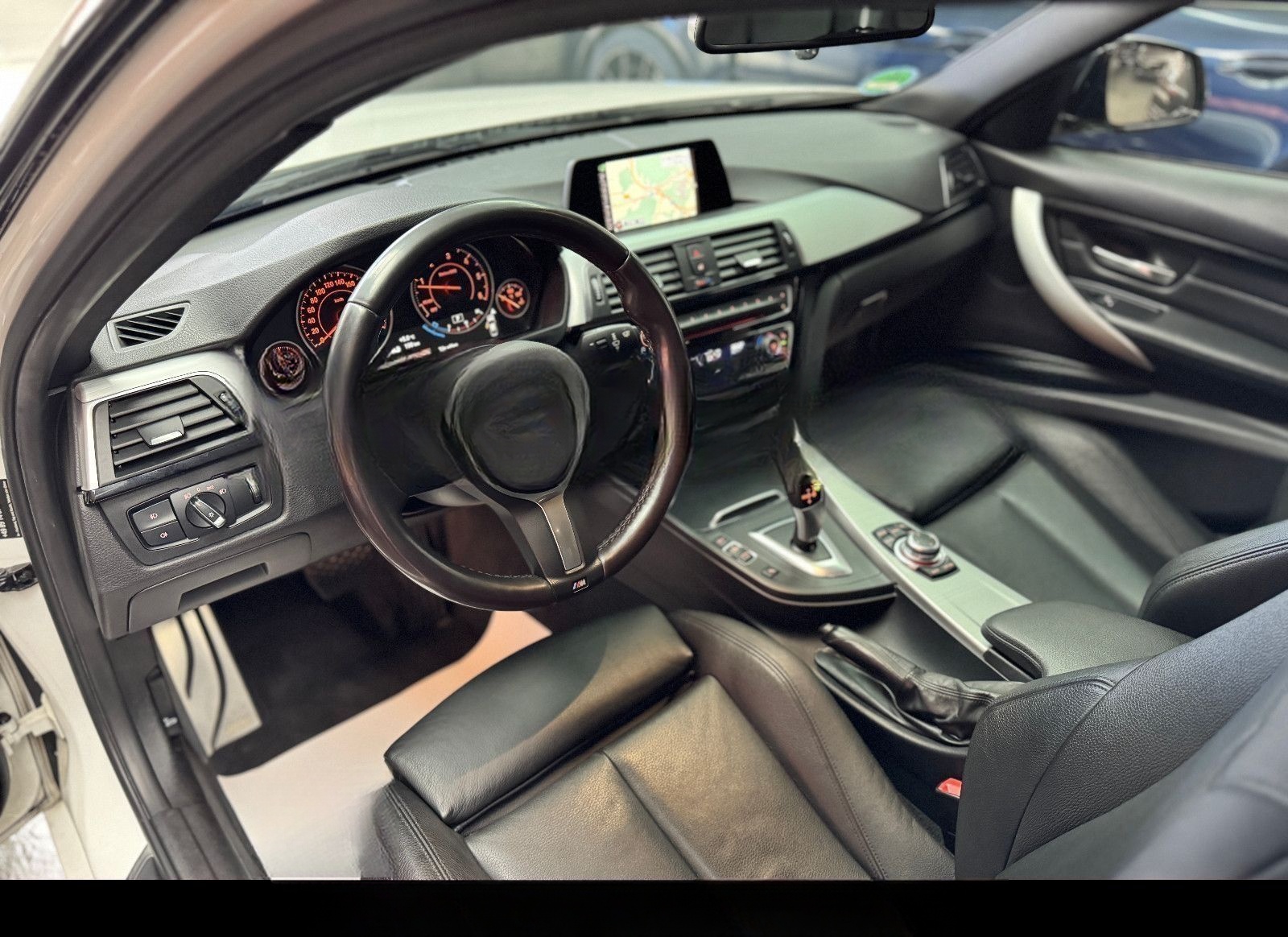 BMW 320 d Lim M Sport LED Facelift 8xReifen Shadow foto 14