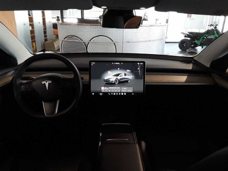 Tesla Model 3 Basis RWD A.Pilot Glasdach foto 13