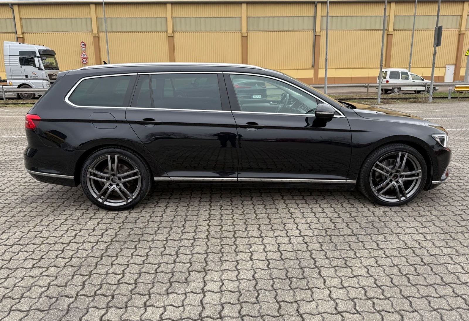 Volkswagen Passat Variant 2.0 DSG Highline VIRTUAL/ALC/KAM! foto 8