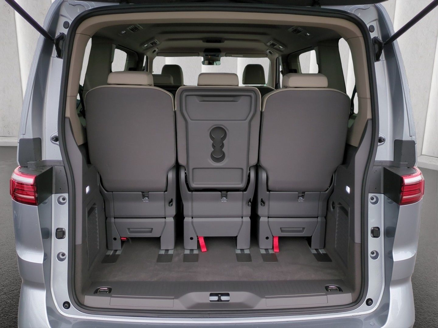 Volkswagen T7 Multivan DISPO 7-Sitze TDI*DSG Navi R-Kam SHZ foto 11