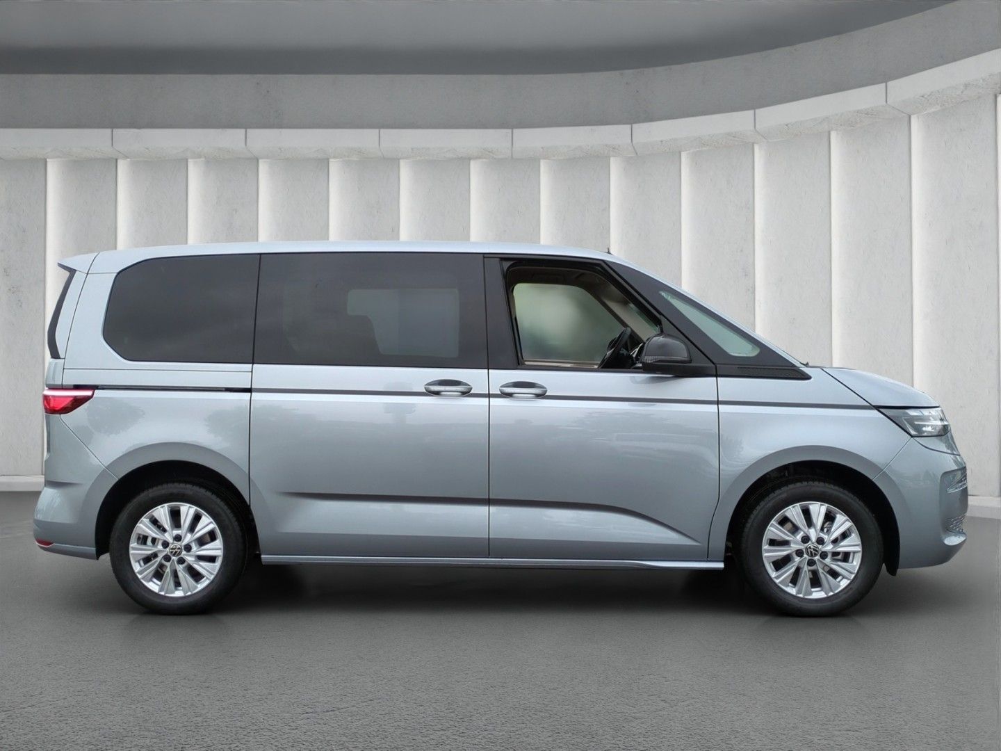 Volkswagen T7 Multivan DISPO 7-Sitze TDI*DSG Navi R-Kam SHZ foto 3