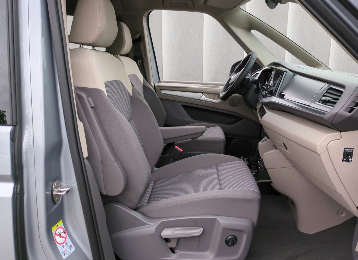 Volkswagen T7 Multivan DISPO 7-Sitze TDI*DSG Navi R-Kam SHZ foto 8