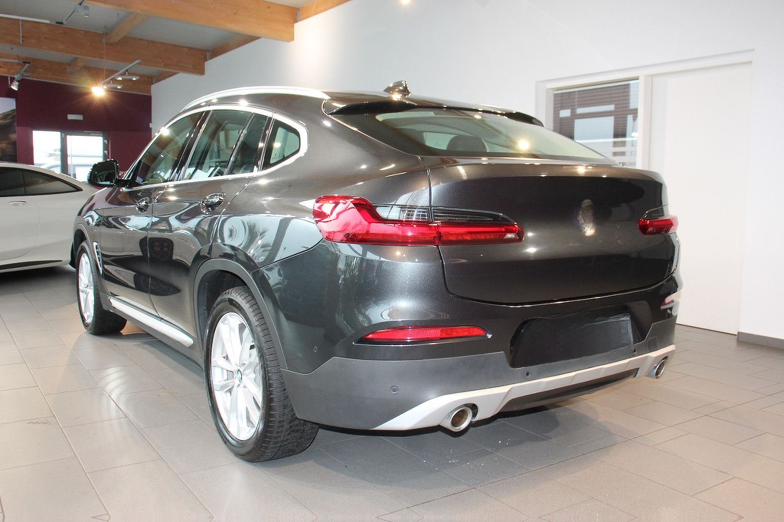 BMW X4 xDrive 20 i  xLine 2.Hand ACC Leder Navi AHK foto 4