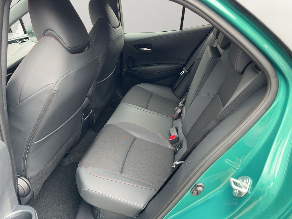 Toyota Corolla 2.0 Hybrid GR Sport* foto 15
