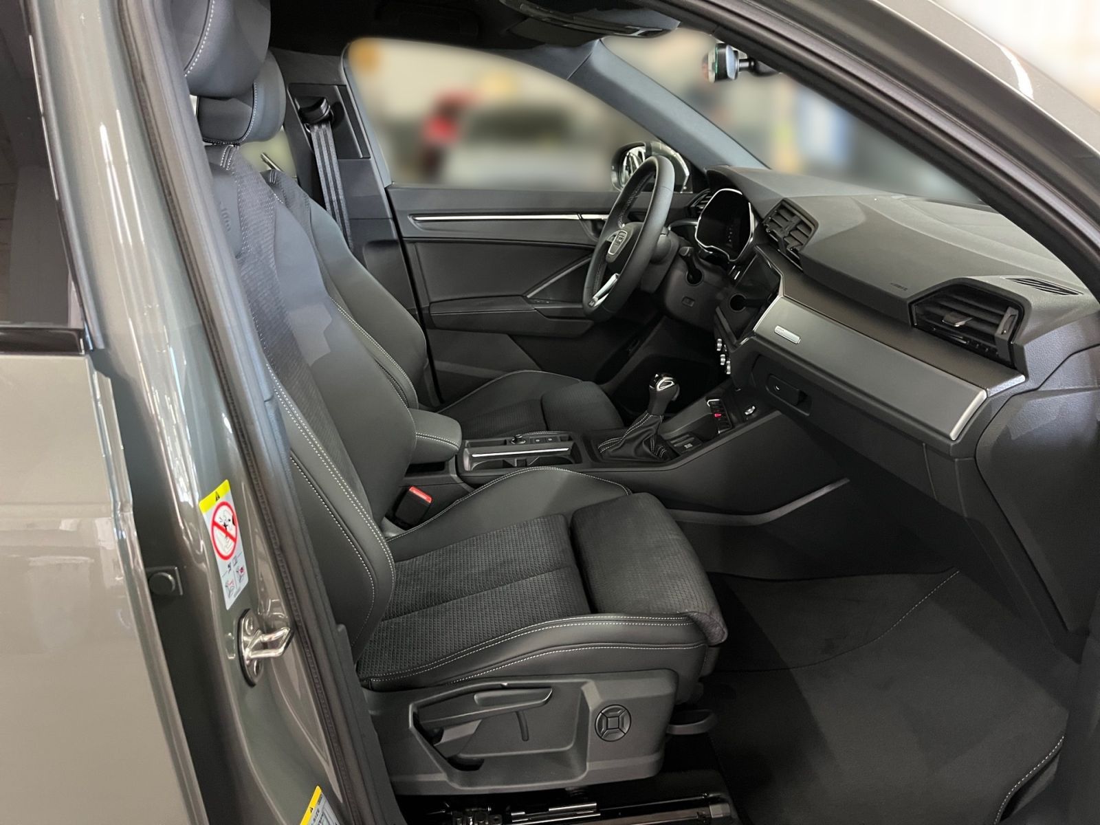 Audi Q3 S line Int. S LED Scheinw. MMI Navi Assistenz foto 15
