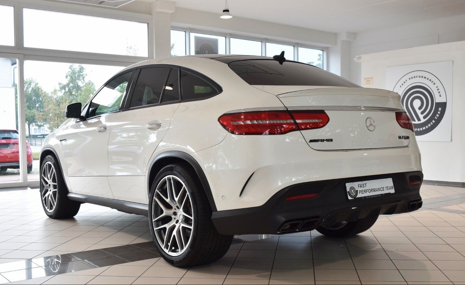Mercedes-Benz GLE 63 AMG Coupe 4Matic~Drivers~Pano~Service Neu foto 3