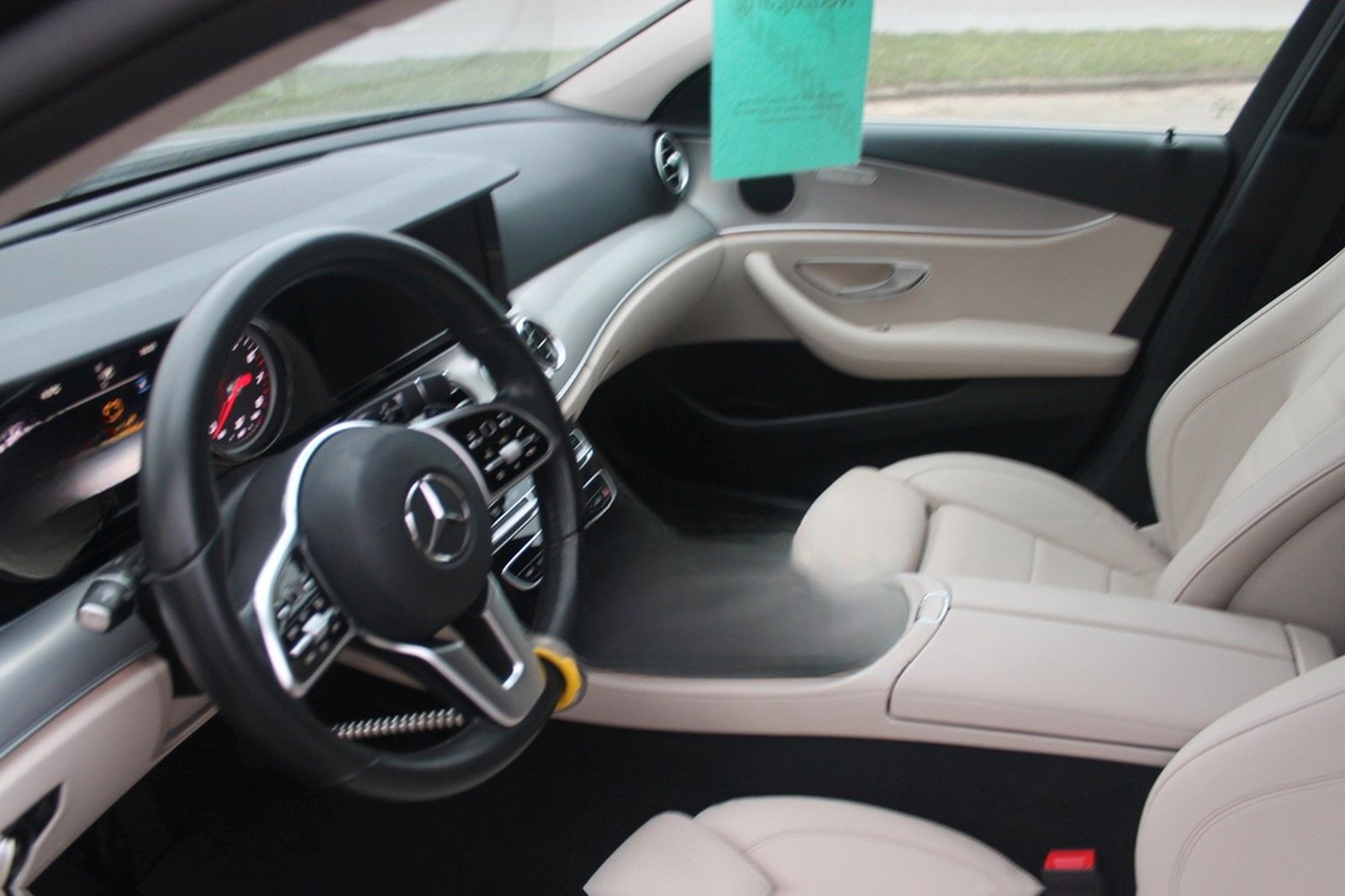 Mercedes-Benz E 200 4Matic T Avantg.*9G Aut.*neue 20"LM*SD*LED foto 12