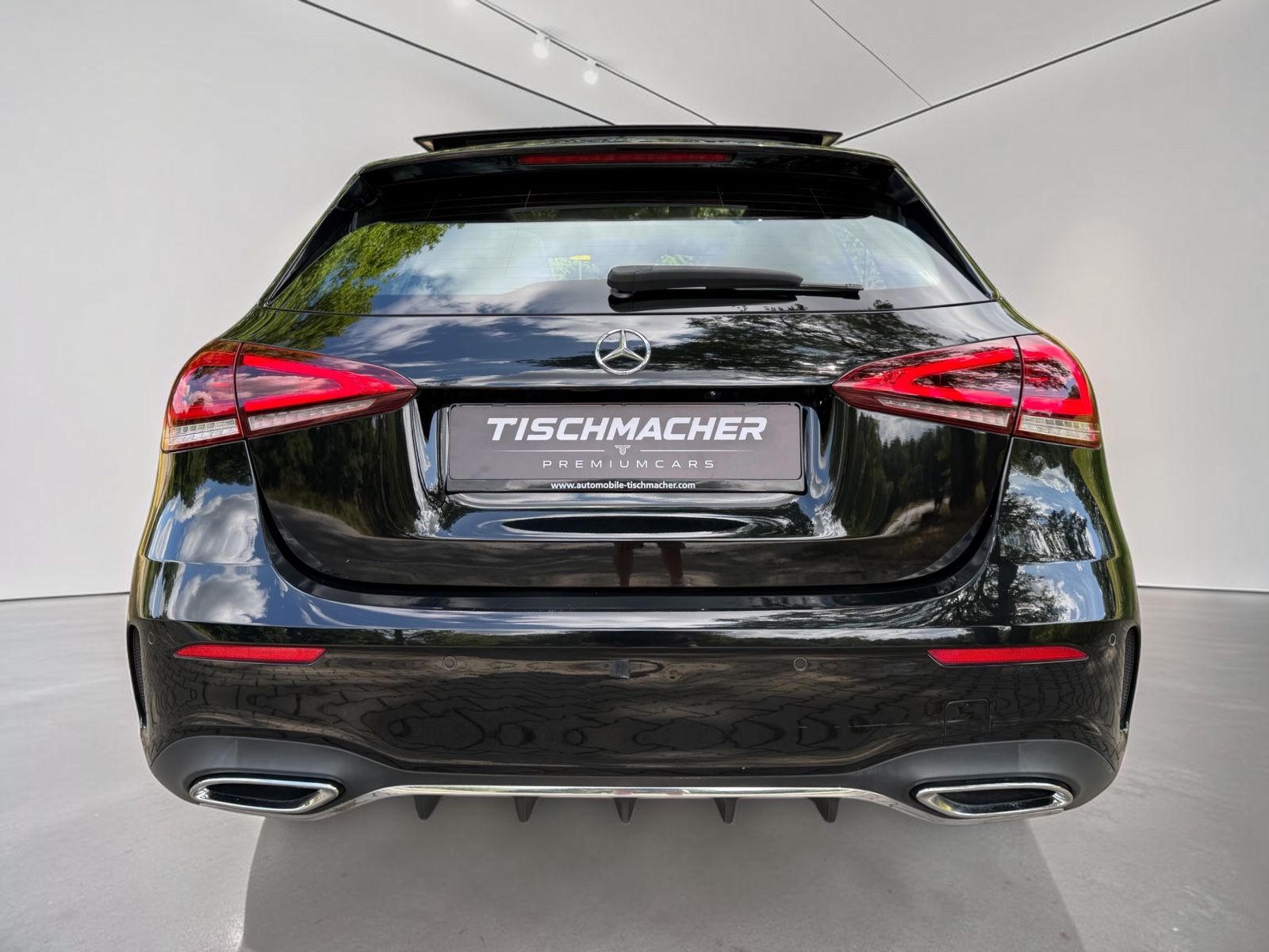 Mercedes-Benz A 220 4 - MATIC PANO BURMESTER LED 360° foto 4
