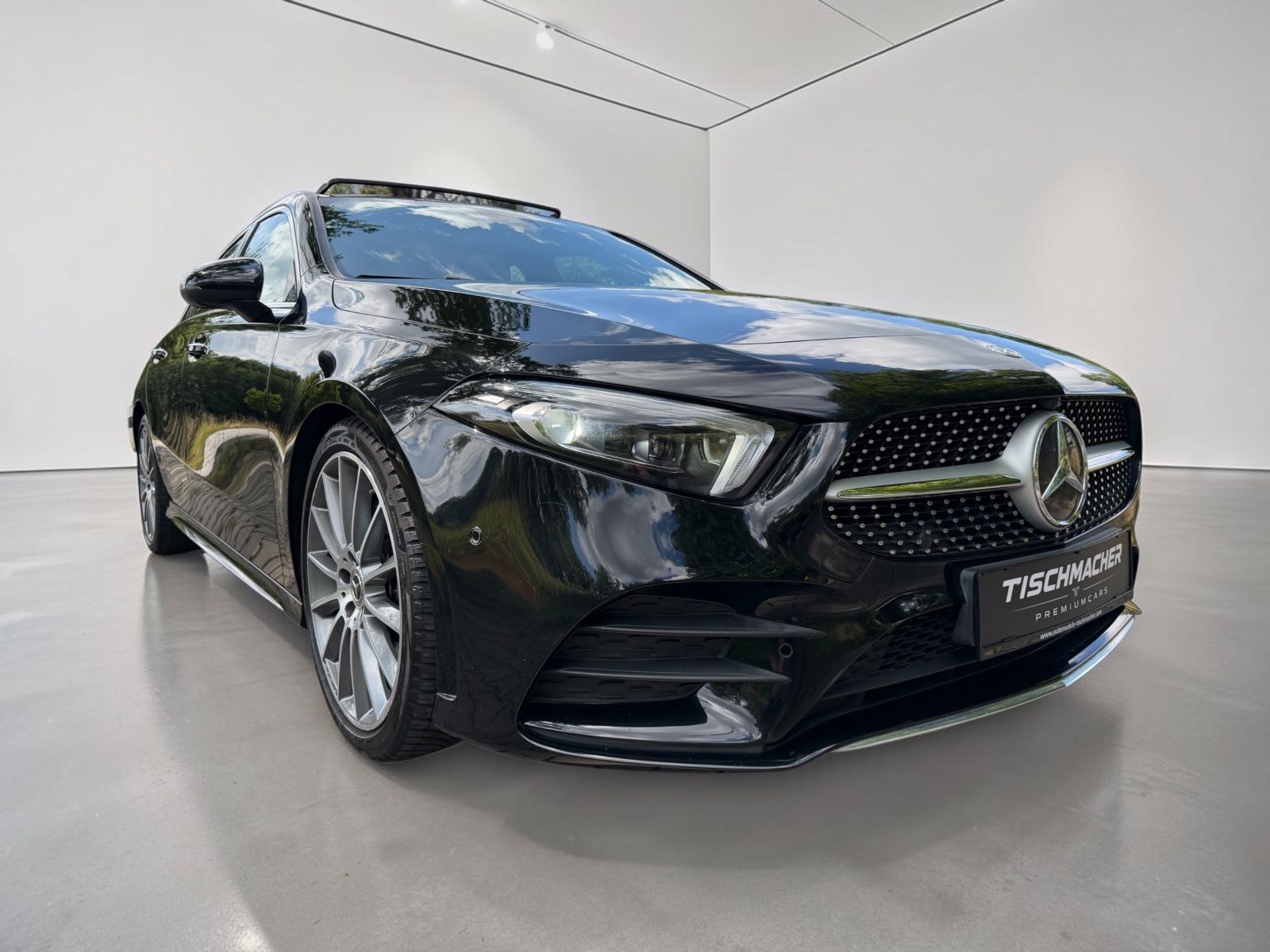 Mercedes-Benz A 220 4 - MATIC PANO BURMESTER LED 360° foto 5