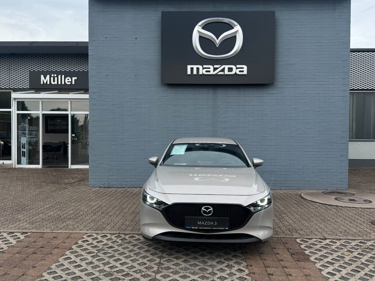 Mazda M3 2.0 SELECTION DESIGN PREMIUM PAKET BOSE foto 2