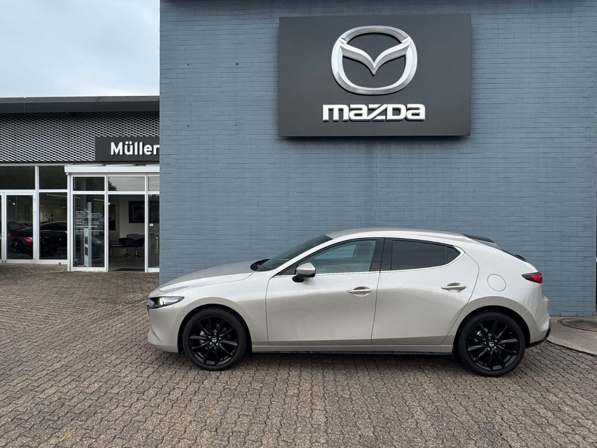 Mazda M3 2.0 SELECTION DESIGN PREMIUM PAKET BOSE foto 4