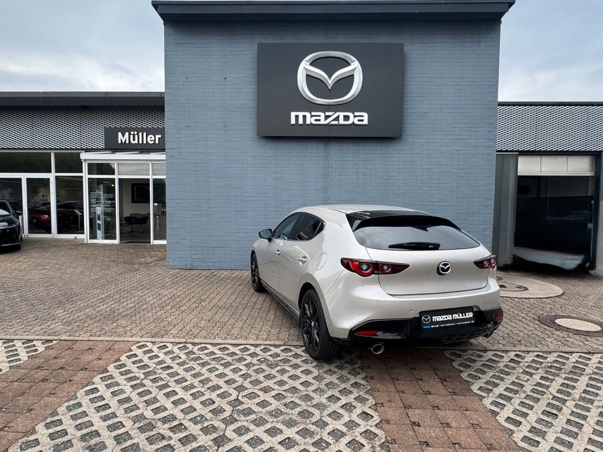 Mazda M3 2.0 SELECTION DESIGN PREMIUM PAKET BOSE foto 5