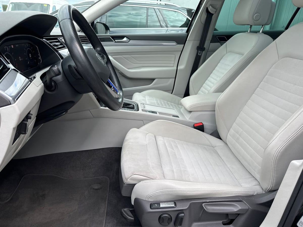 Volkswagen Passat Variant 1.4 Hybrid GTE NAV IQLIGHT AHK foto 10