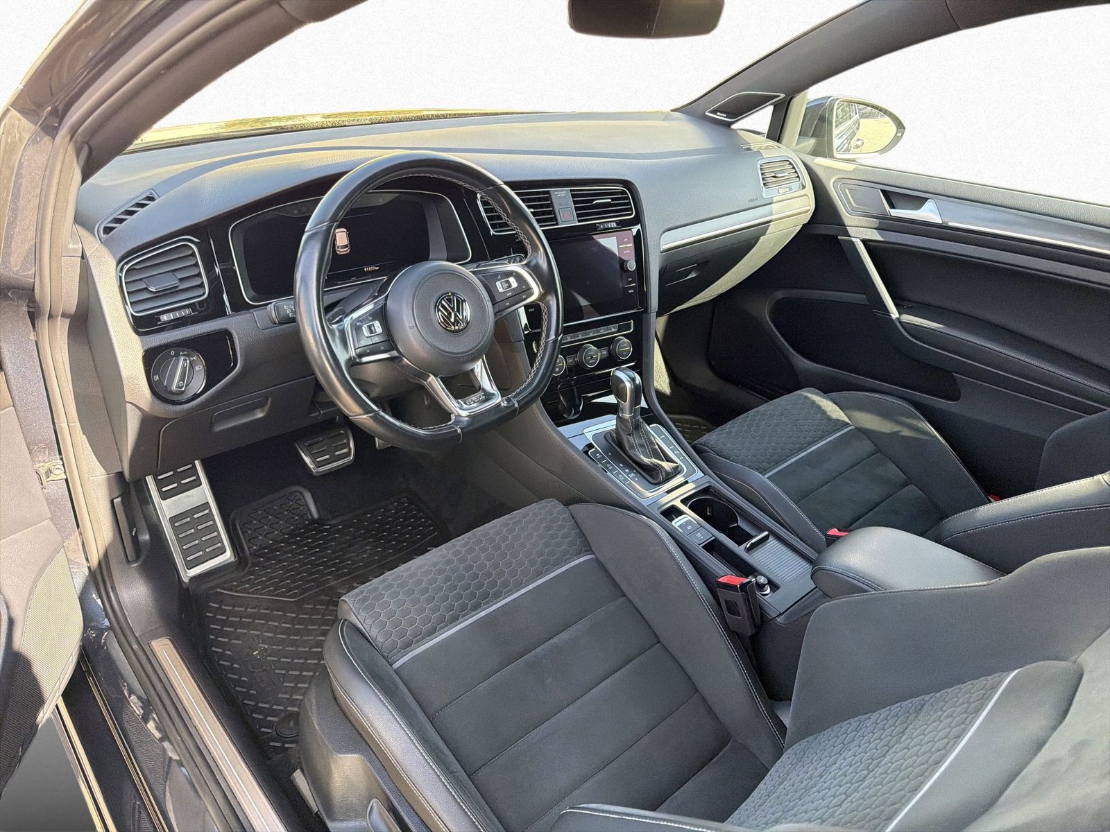 Volkswagen Golf VII GTD 2.0 TDI 7-DSG KAMERA KLIMA foto 10