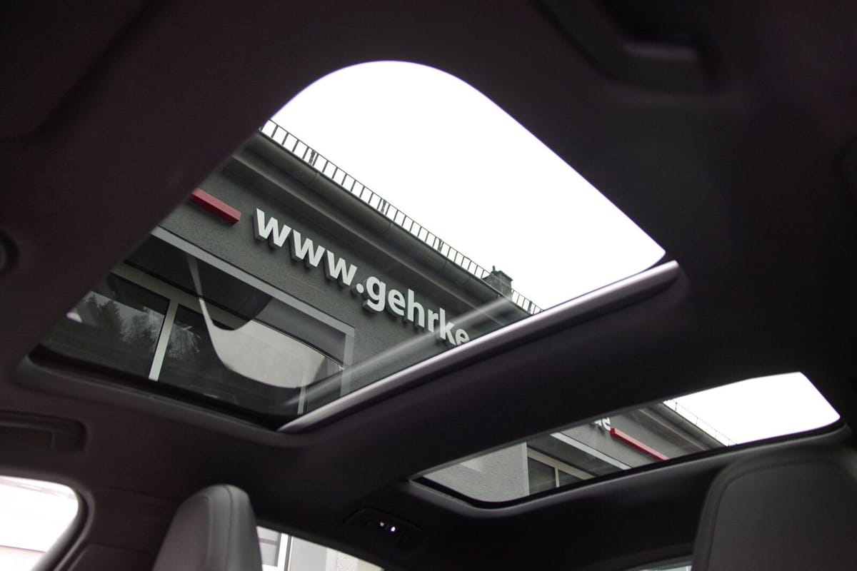 Porsche Panamera 4 E-Hybrid 21 SportDesign ACC BOSE PANO foto 17